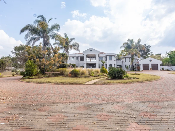 7 Bedroom House