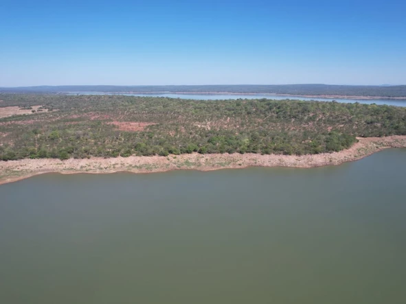 Commercial & Industrial Land