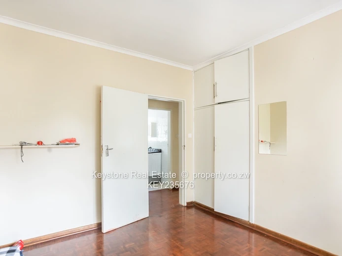 4 Bedroom House For Sale in Marlborough (Sole Mandate)