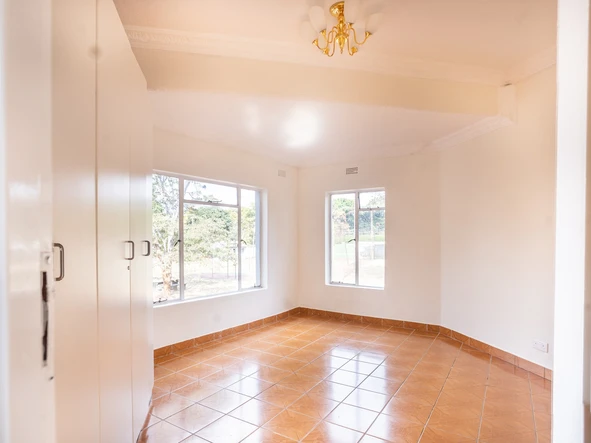 7 Bedroom House