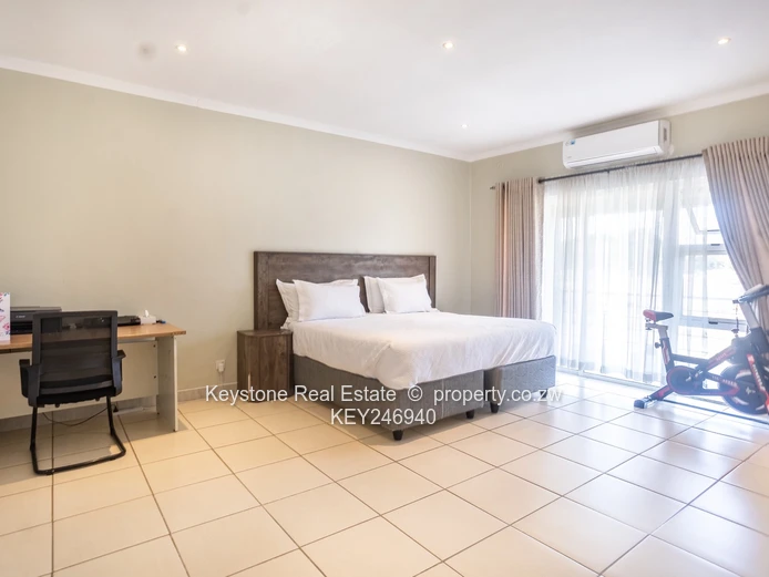 4 Bed Townhouse For Sale