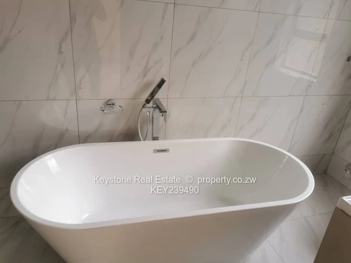 3 Bed 2 Bath Cluster For Sale