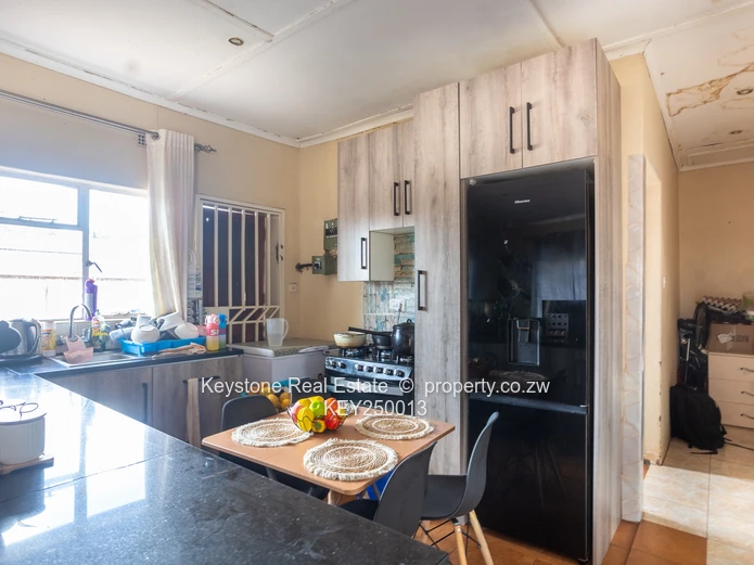 Residential Stand For Sale | Gletwin