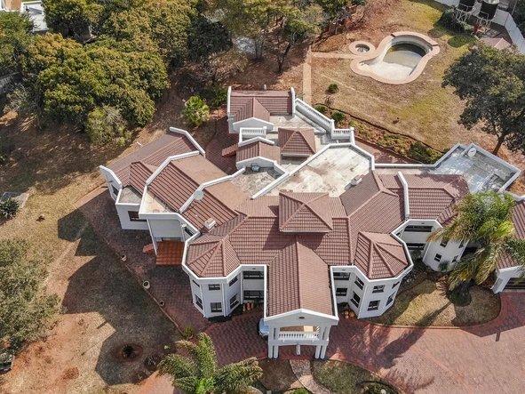 7 Bedroom House