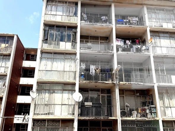 Flat & Apartment